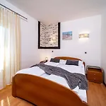 In With Balcony, Air Condition, Wifi דירה לופאר