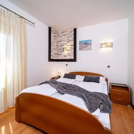 In With Balcony, Air Condition, Wifi 아파트 로파르
