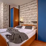 In With Balcony, Air Condition, Wifi * Lopar